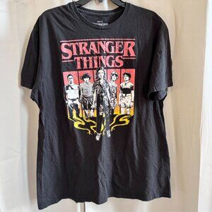 Netflix Stranger Things Men Shirt Size XL Black Distressed Science Fiction 18786